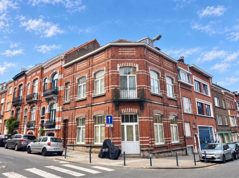 Huis te koop in ,
                    1030 Schaarbeek