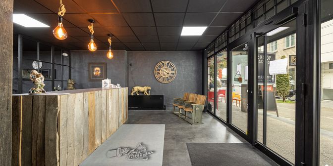 Bedrijfsvastgoed te koop in Kerkstraat 25 bus 2, 9220 Hamme