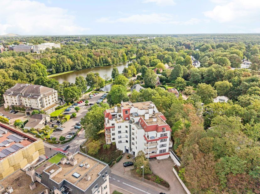 Appartement te koop in Burgemeester Gerard Bijnensstraat 1 bus 1,
                    3600 Genk
