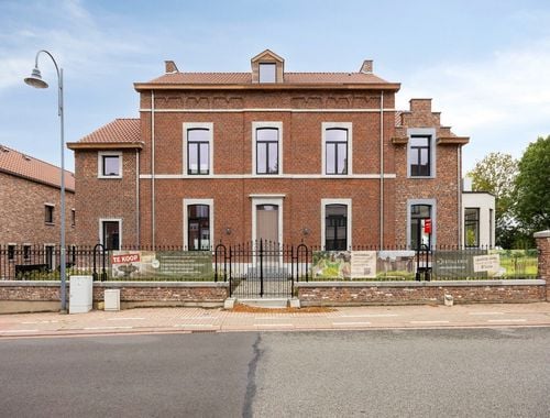                                         Maison à vendre à Jeuk, € 340.000
