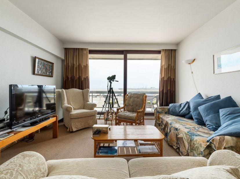 Découvrez ce charmant appartement meublé au troisième étage de la résidence Trondjhem, avec une superficie habitable de 76 m² - une occasion unique da