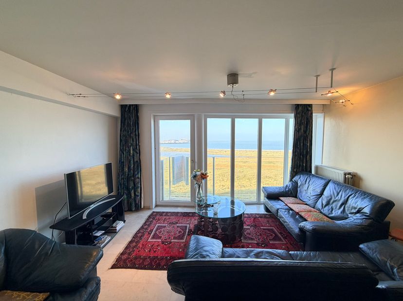 Appartement te huur in Zeedijk-Heist 134 bus 62,
                    8301 Heist