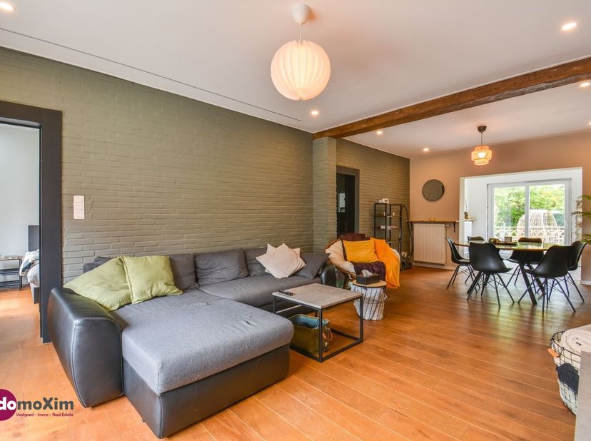 Maison prête à emménager avec possibilité d'extension à Hofstade<br />
 <br />
Cette propriété clé en main est située près du centre de Hofstade, à