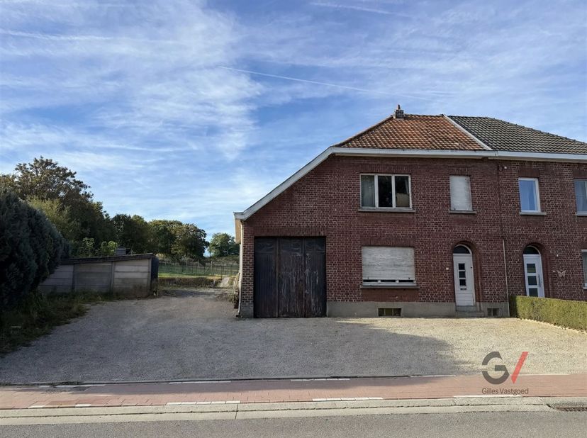 Huis te koop in Dorpstraat 289,
                    3061 Leefdaal