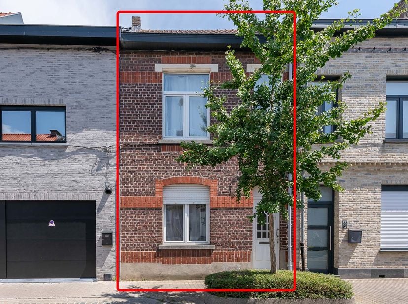 Huis te koop in Middenstraat 35,
                    9400 Ninove