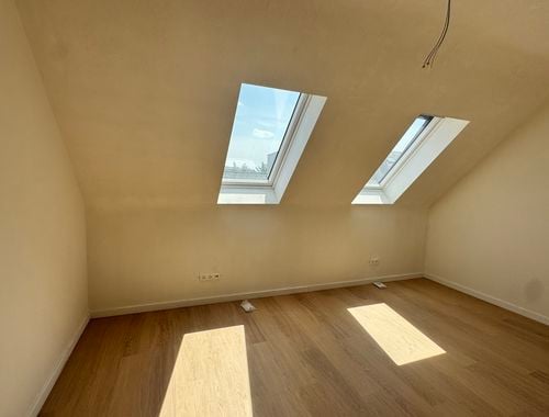                                        Dakappartement te huur in Lubbeek, € 1.295
