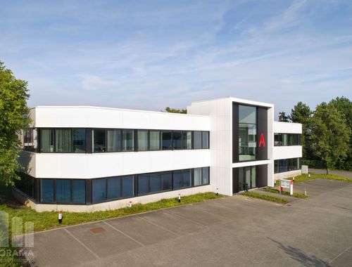                                         Bâtiment d’entreprise à louer à Groot-Bijgaarden, € 4.266

