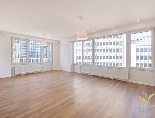                                         Appartement à vendre à Saint-Josse-ten-Noode, € 325.000
