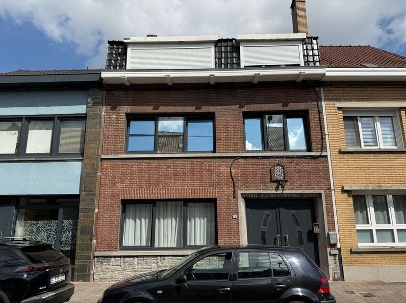 Huis te koop in Rue du Nouveau-Monde 162,
                    7700 Moeskroen