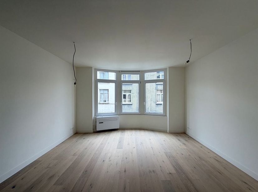 Appartement d'une chambre spacieux et branché dans un emplacement de choix !<br />
Situation : L'appartement est situé dans un quartier calme, à proxi