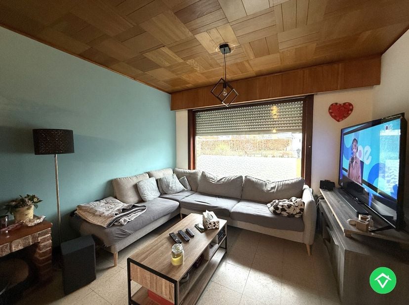 Deze ruime woning is gelegen op een uiterst centrale ligging in één rustige wijk, dit kortbij het centrum, Bosmolens, autosnelweg, winkels en scholen!