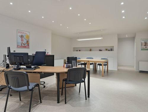                                         Bureaux à vendre à Waregem, € 125.000
