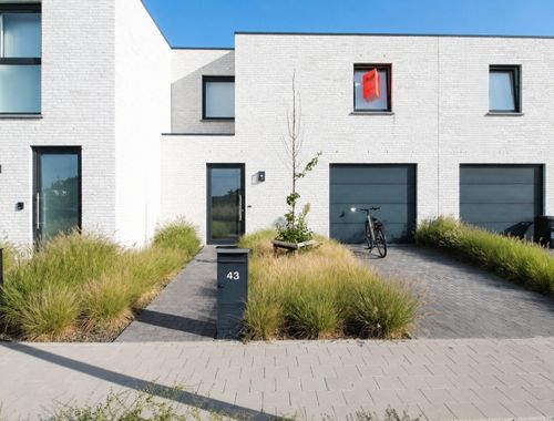                                         Maison à louer à Roeselare, € 1.025
