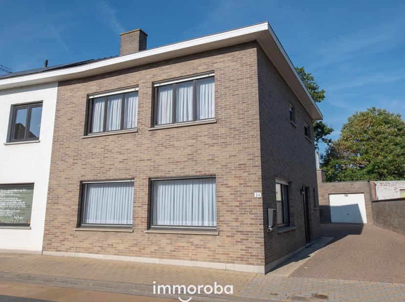 Huis te koop in Dentergemstraat 24,
                    9800 Wontergem