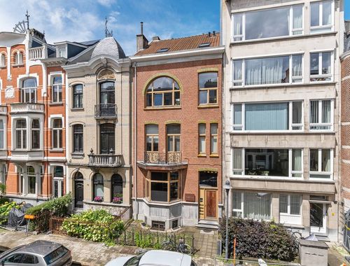                                         Maison de maître à vendre à Antwerpen, € 999.000
