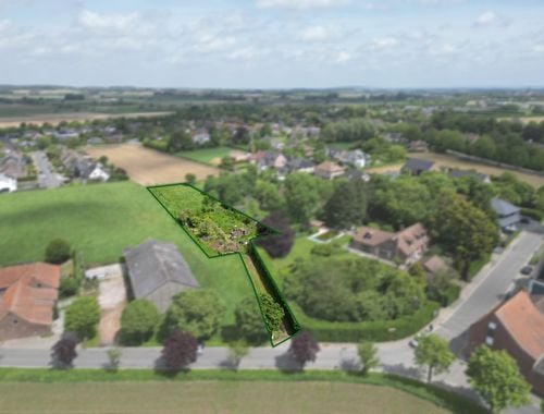                                         Bouwgrond te koop in Dottignies, € 329.000
