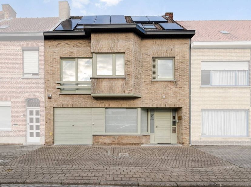 Huis te koop in Wilgenstraat 90B,
                    8800 Roeselare