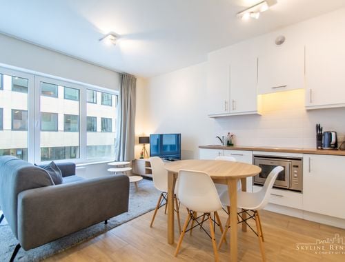                                         Studio à louer à Bruxelles, € 1.150
