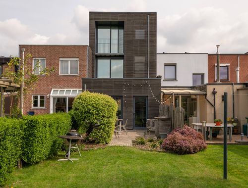                                         Maison à vendre à Wilrijk, € 415.000
