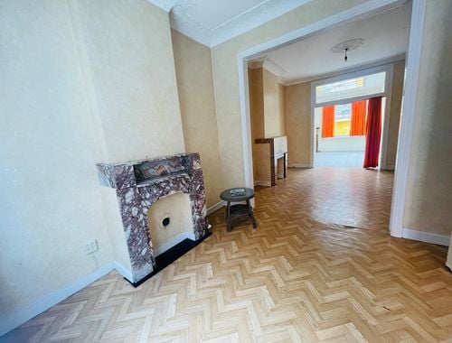                                         Burgerswoning te koop in Brugge, € 275.000
