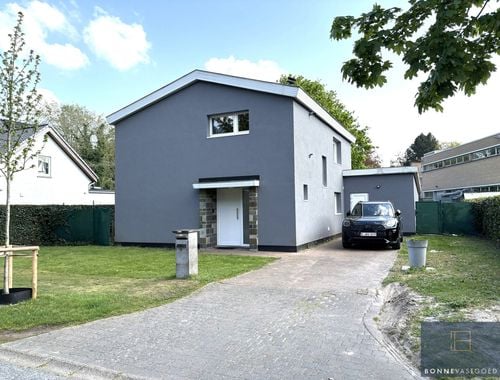                                         Woning te koop in Sint-Kruis, € 375.000

