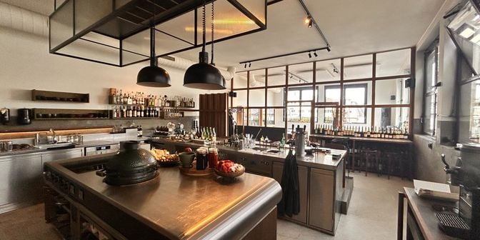 Bedrijfsvastgoed te koop in Mechelsesteenweg 291, 2018 Antwerpen