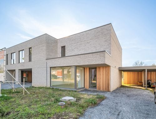                                         Woning te koop in Beringen, € 377.435,39
