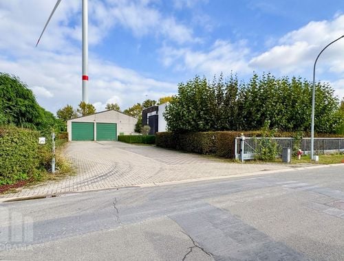                                         Bedrijfsgebouw te koop in Puurs, € 995.000
