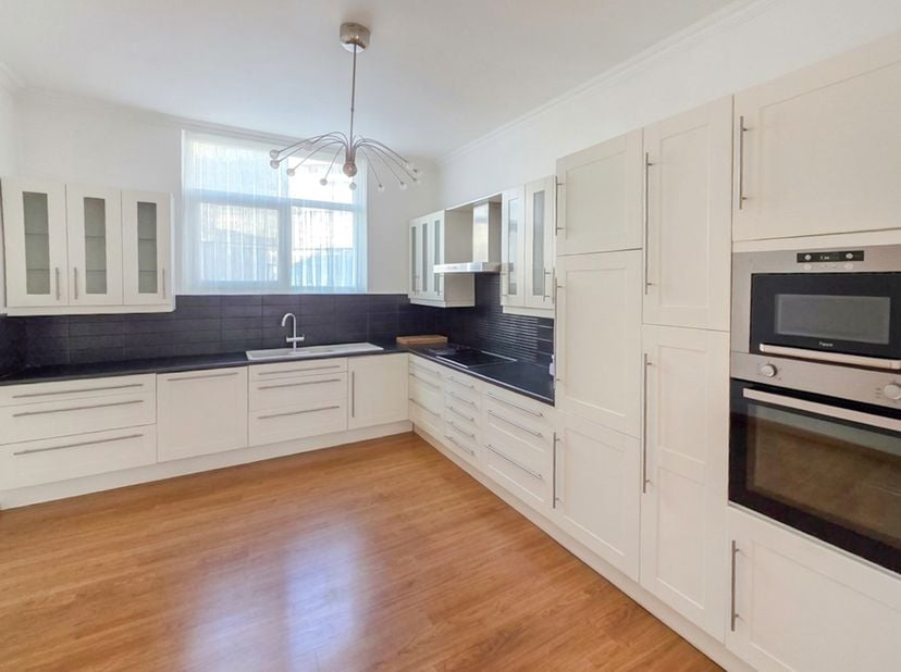 Huis te koop in Richard Vandeveldestraat 71,
                    1030 Schaarbeek