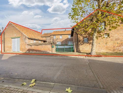                                         Hoeve te koop in Heers, € 149.500
