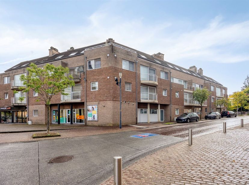 Appartement te koop in Inakker 6 bus 9,
                    3550 Zolder