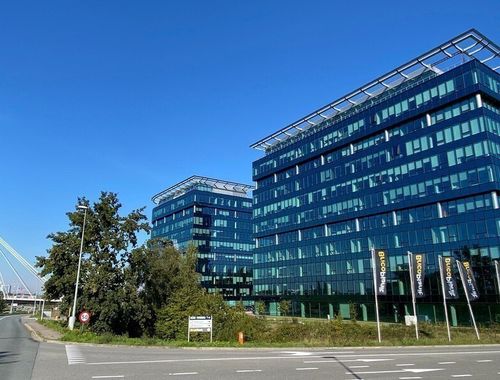                                         Bureaux à louer à Gent, € 3.646
