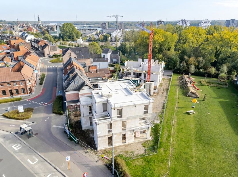 Appartement te koop in Cauwerburg 2 bus 2,
                    9140 Temse