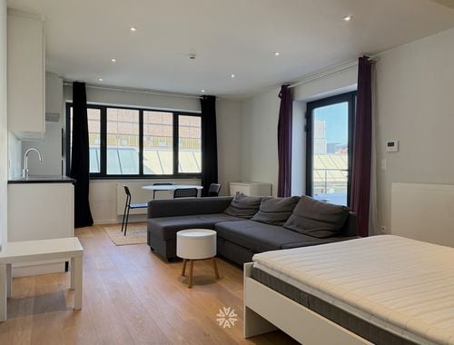                                         Studio met slaaphoek te huur in Gent, € 775

