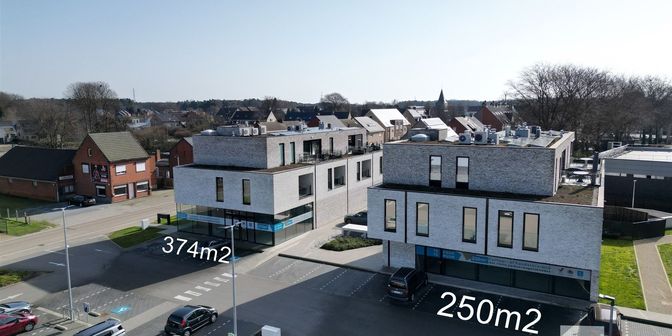 Bien professionnel à louer à Olmensesteenweg 19 boîte B, 3945 Oostham