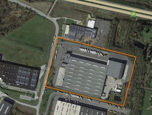                                         Opslagplaats te huur in Courcelles, € 142.986
