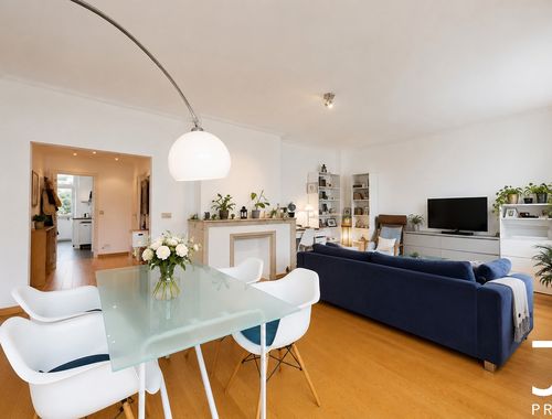                                         Appartement à vendre à Uccle, € 400.000
