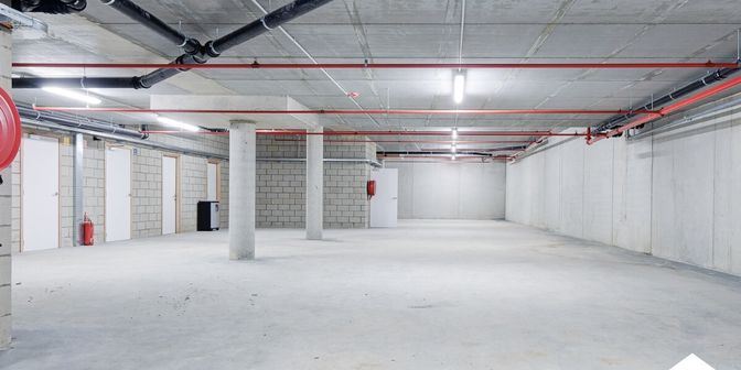 Garage te koop in Eindgracht 4, 3600 Genk