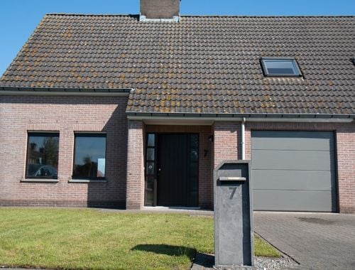                                         Woning te huur in Lochristi, € 1.125
