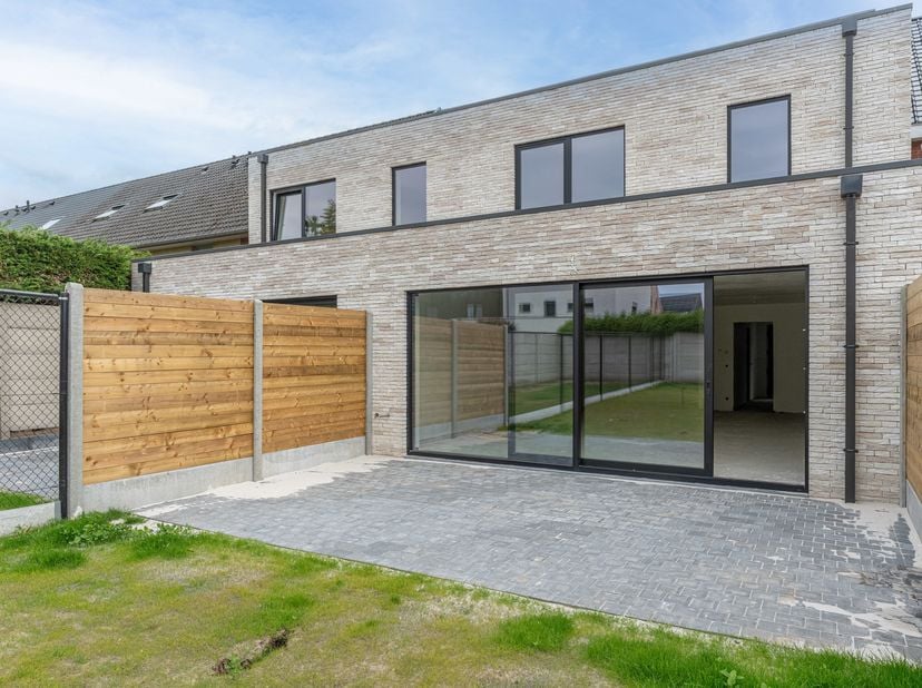 Maison à vendre à Maasstraat 45,
                    2300 Turnhout