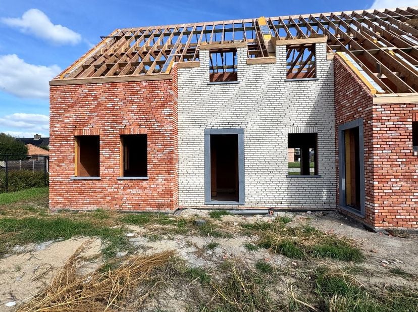 Huis te koop in Zonnebekestraat 33 - 28,
                    8920 Langemark