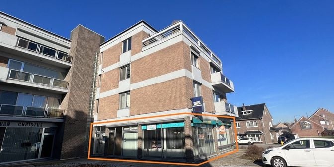 Bedrijfsvastgoed te koop in Steenweg 243, 3621 Rekem