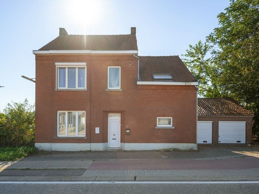 Huis te koop in Tiensesteenweg 276,
                    3800 Sint-Truiden
