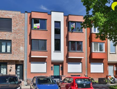                                         Appartement te koop in Hoboken, € 199.000
