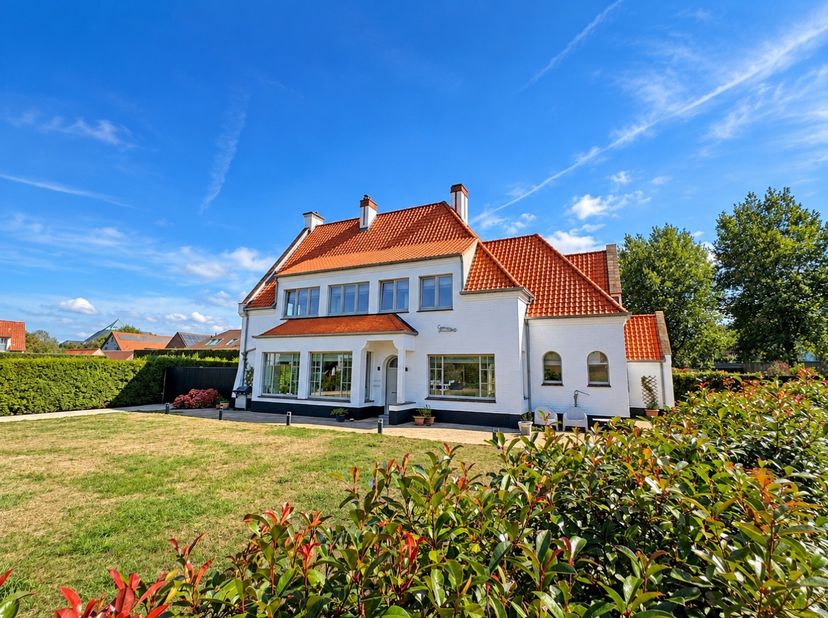 Maison à vendre à C. Schoolmeesterslaan 47,
                    8670 Koksijde