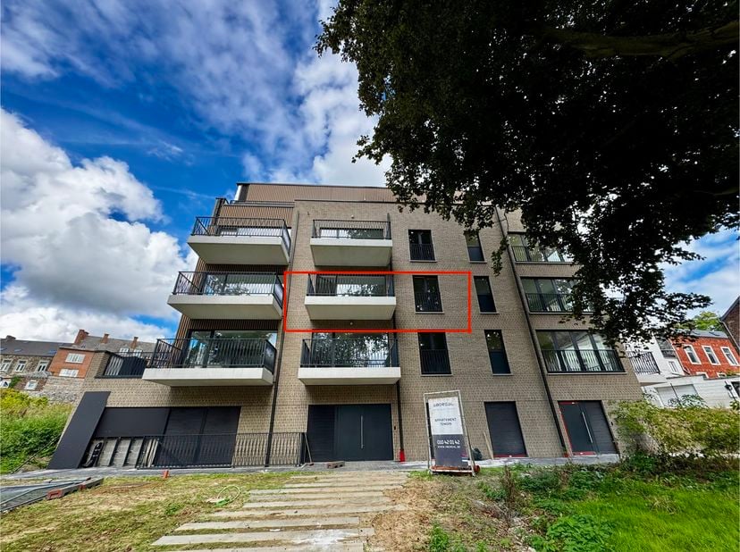 Appartement te huur in Rue de la Dodane 8,
                    5000 Namur