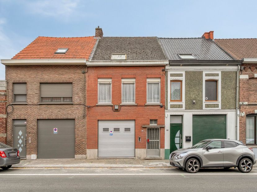 Huis te koop in Zonnestraat 82,
                    9600 Ronse