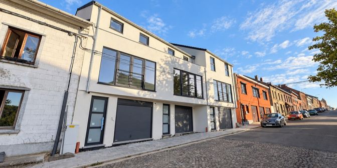 Maison à vendre à 6010 Couillet