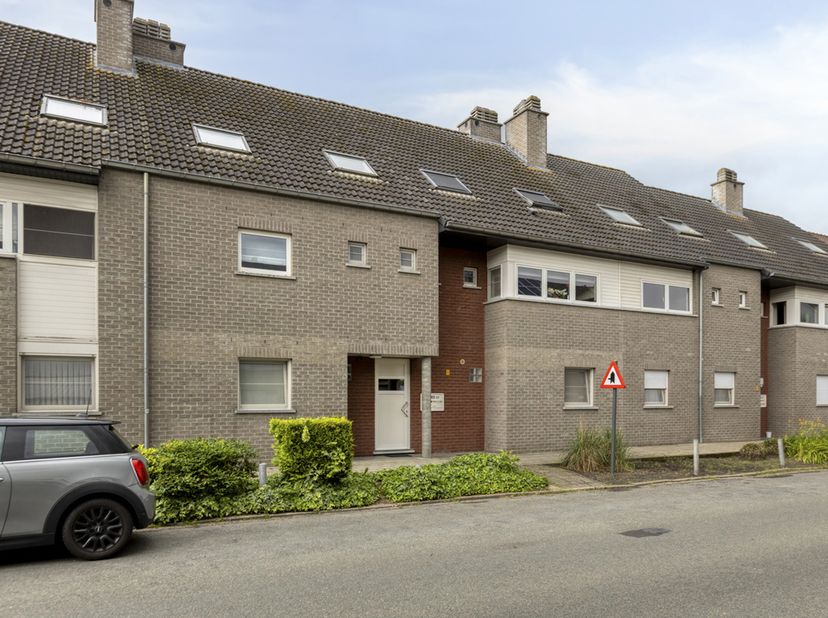 Groot appartement (125m²) met terras (24m²) en 3 slaapkamers!<br />
<br />
Bekijk zeker de 3D virtuele rondleiding en krijg zo nog beter een beeld van