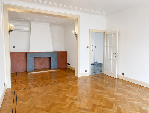                                        Appartement à louer à Liège, € 1.200
